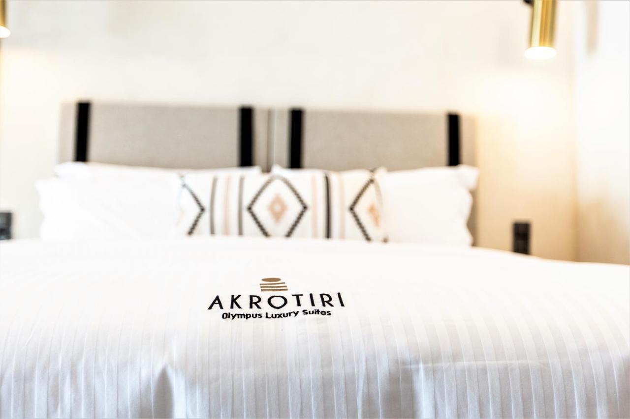 Akrotiri Olympus Luxury Suites - Adults Only Plaka Exterior foto
