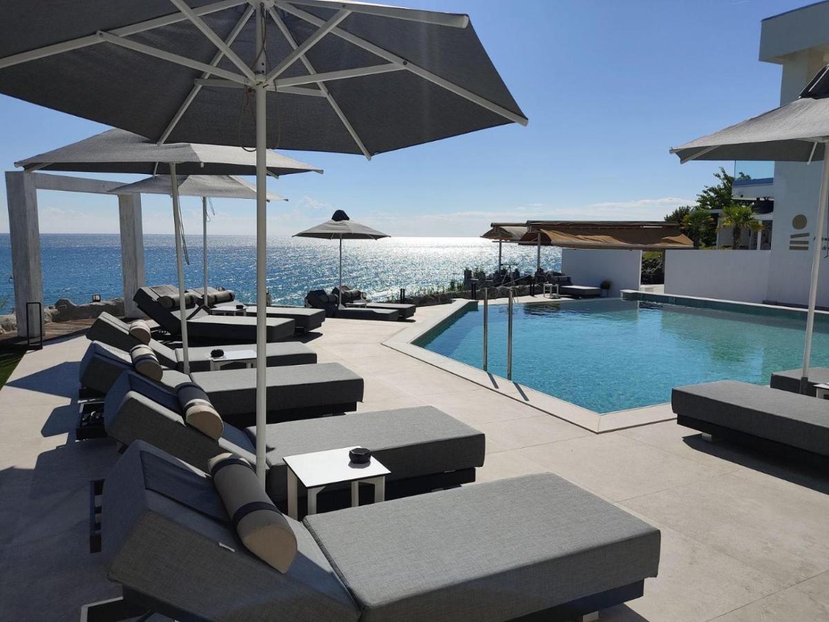 Akrotiri Olympus Luxury Suites - Adults Only Plaka Exterior foto