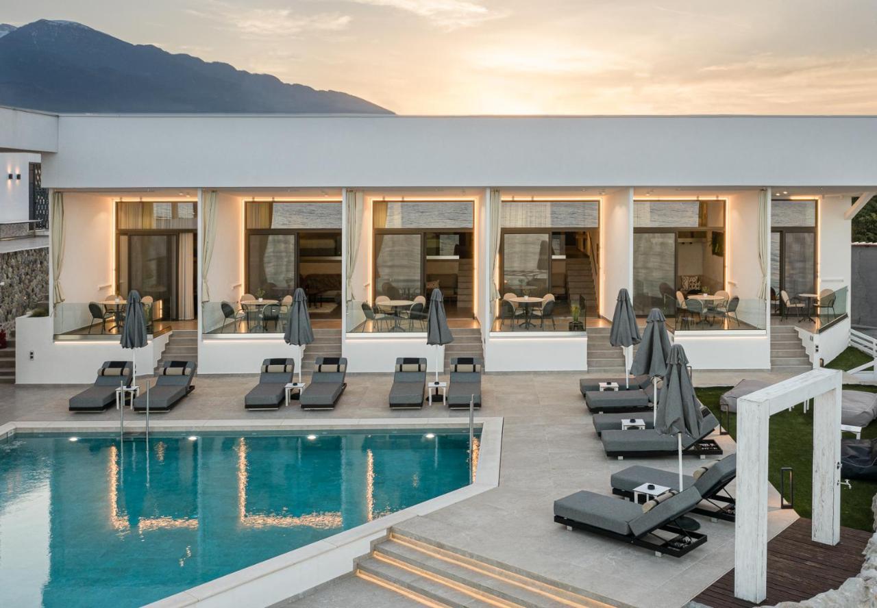 Akrotiri Olympus Luxury Suites - Adults Only Plaka Exterior foto