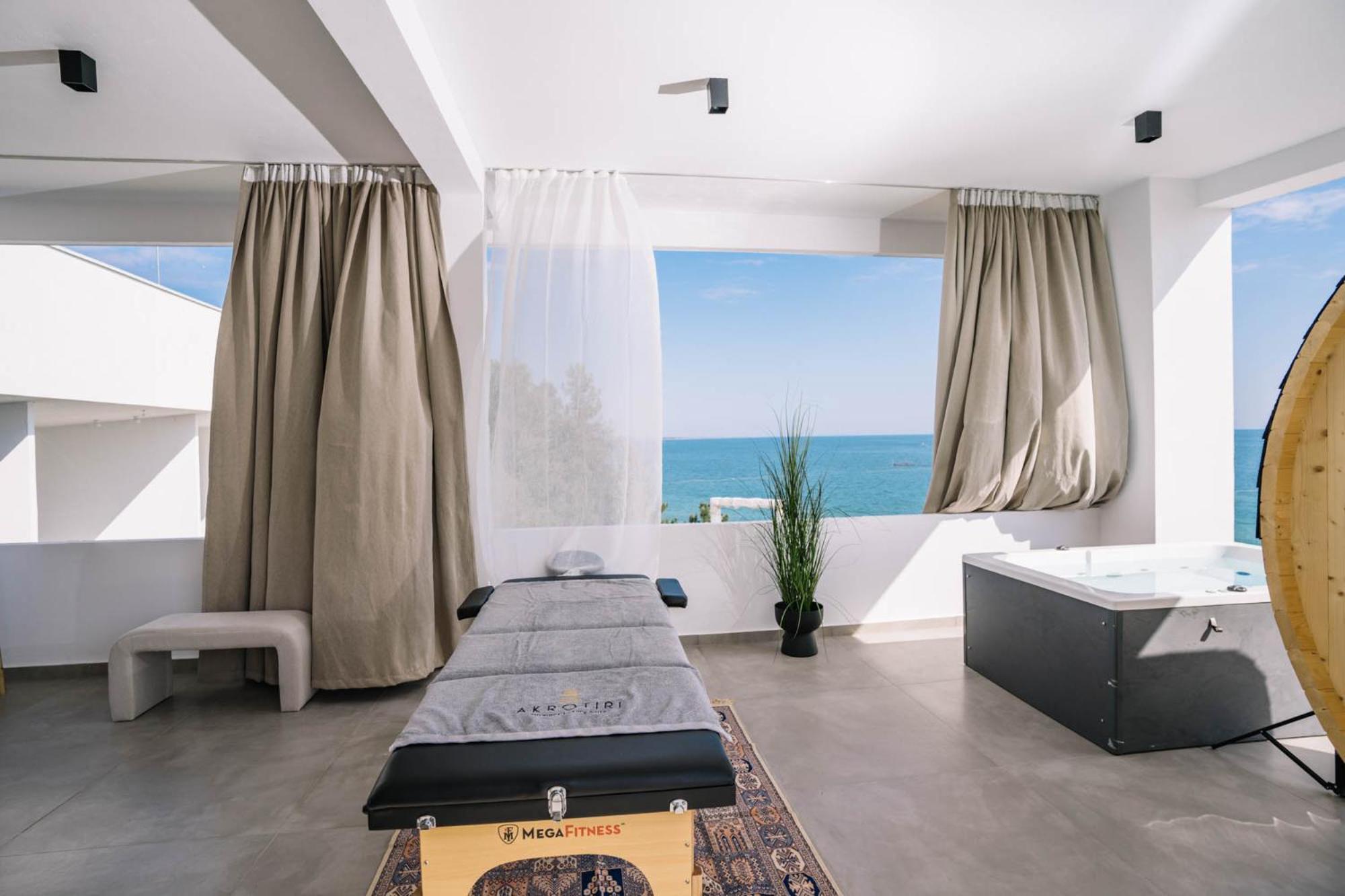 Akrotiri Olympus Luxury Suites - Adults Only Plaka Exterior foto