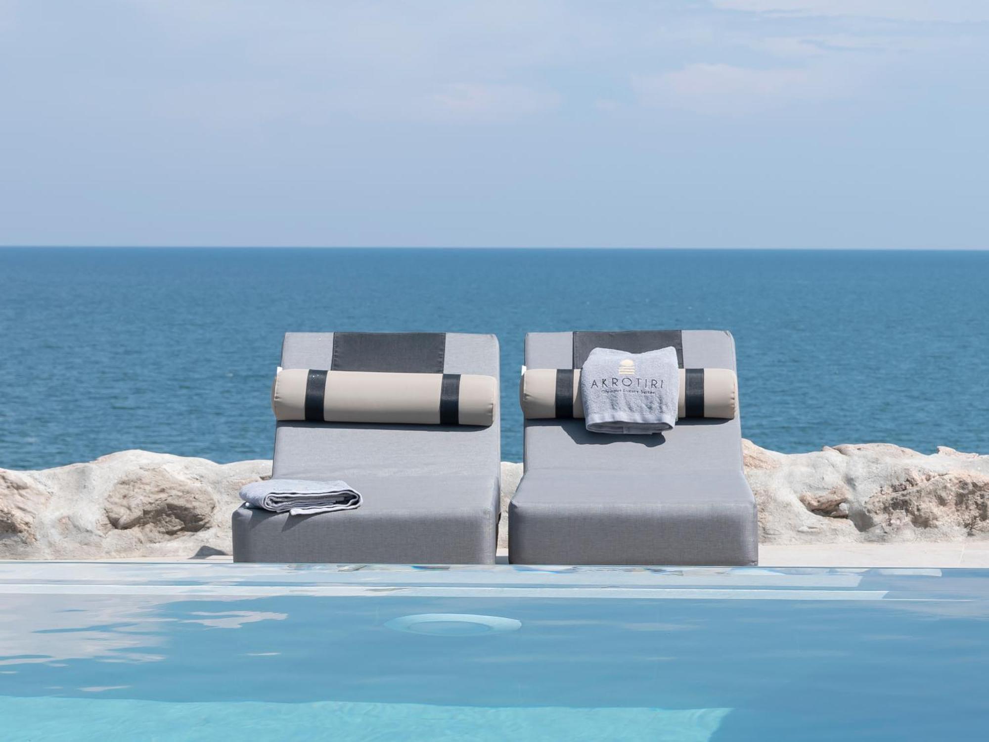 Akrotiri Olympus Luxury Suites - Adults Only Plaka Exterior foto